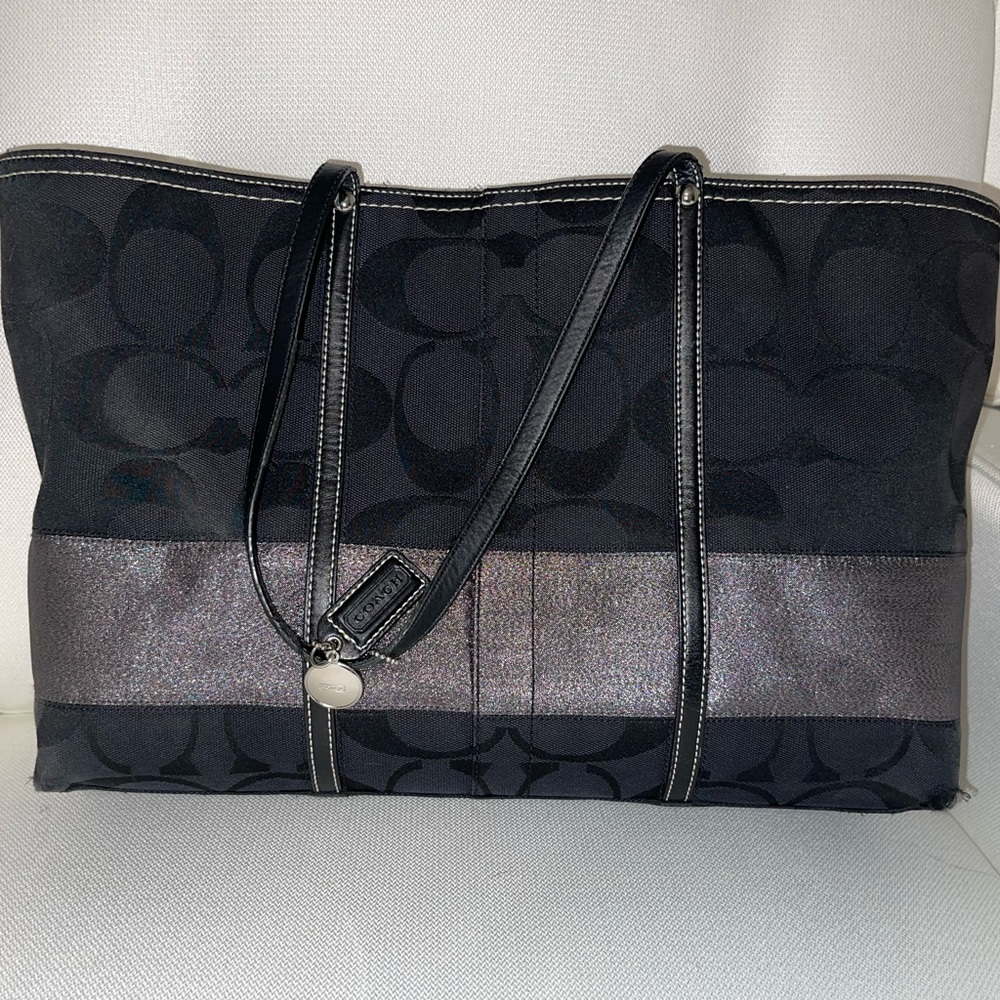 Black Coach Tote (Medium)